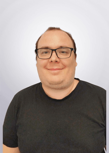 Portrait of Niki, Software engineer